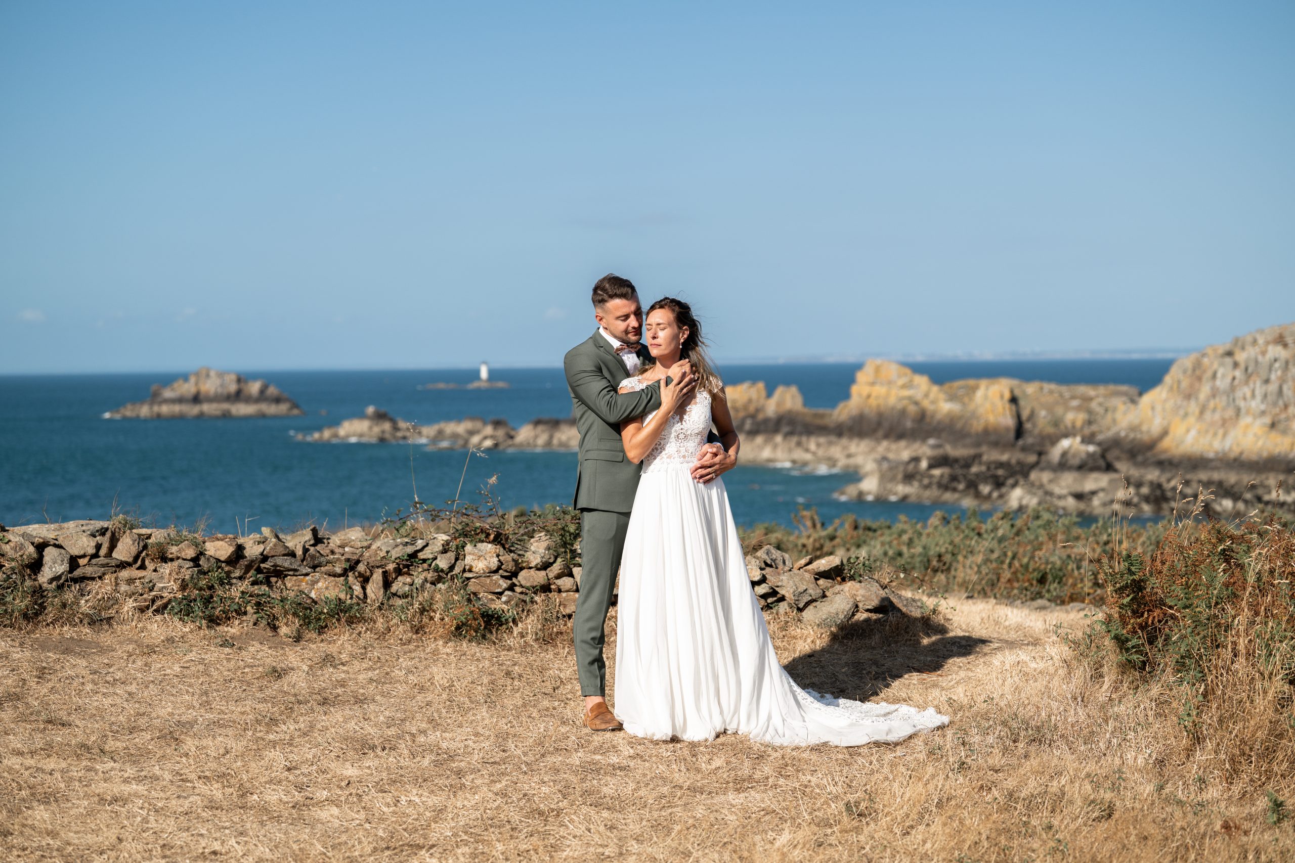Photographe mariage Nantes, portrait des mariés par Amely J Photography