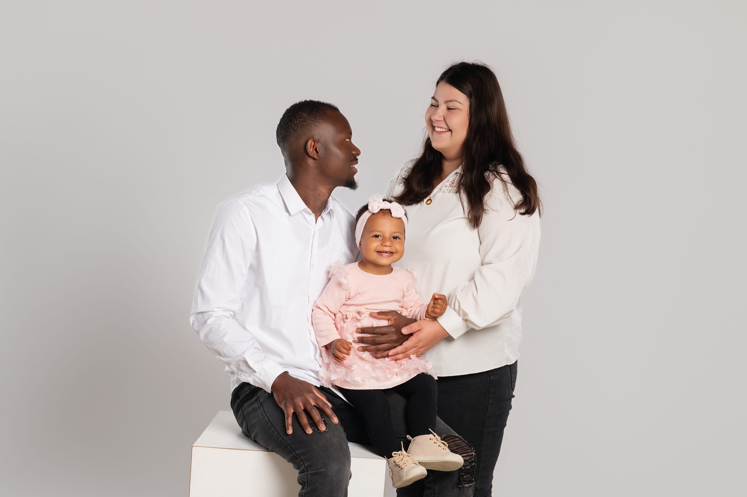 Séance photo grand bébé au studio de Ligné, près de Nantes