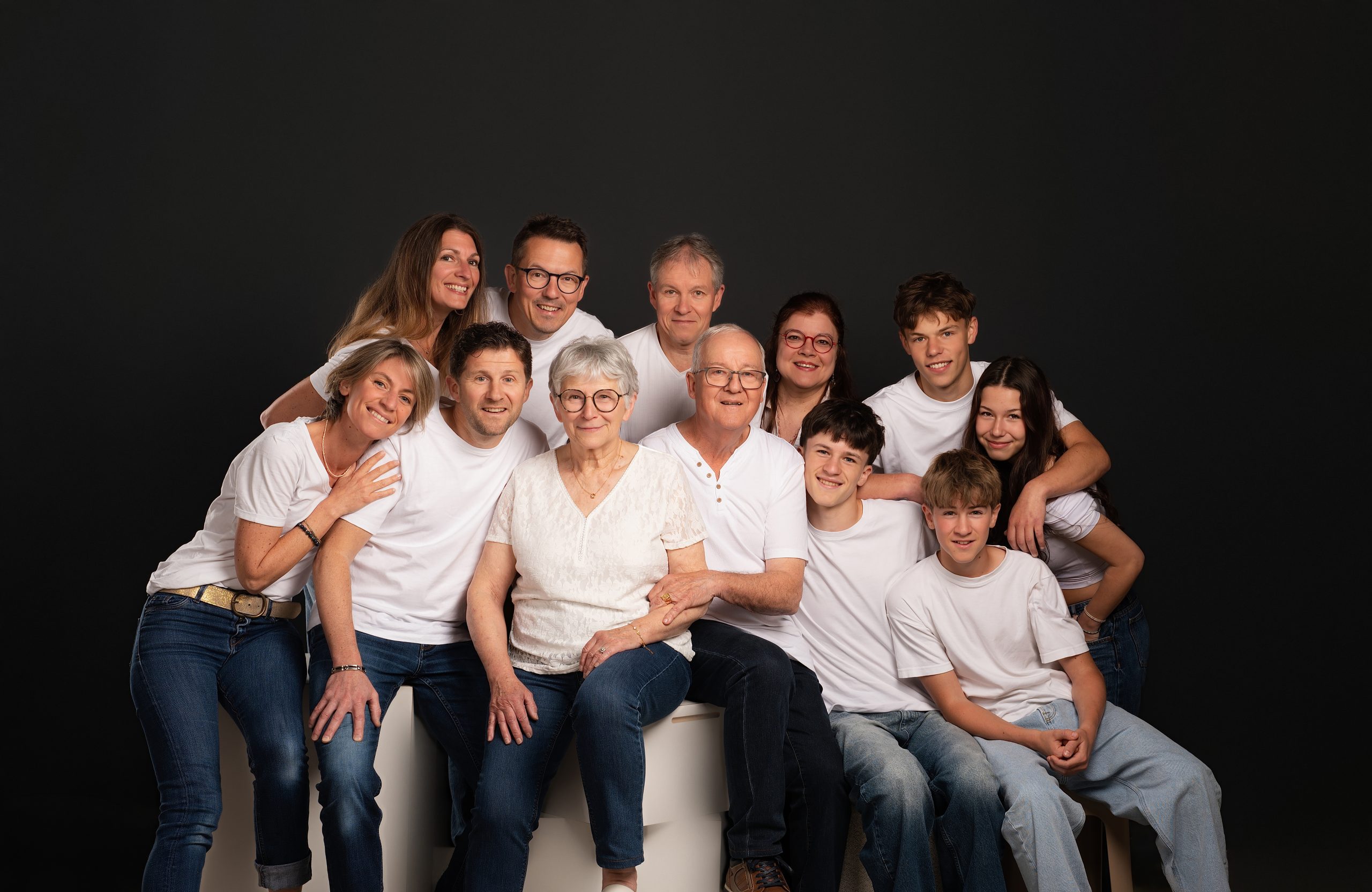 Tableau photo de famille 100 x 65 cm réalisé au studio de Ligné