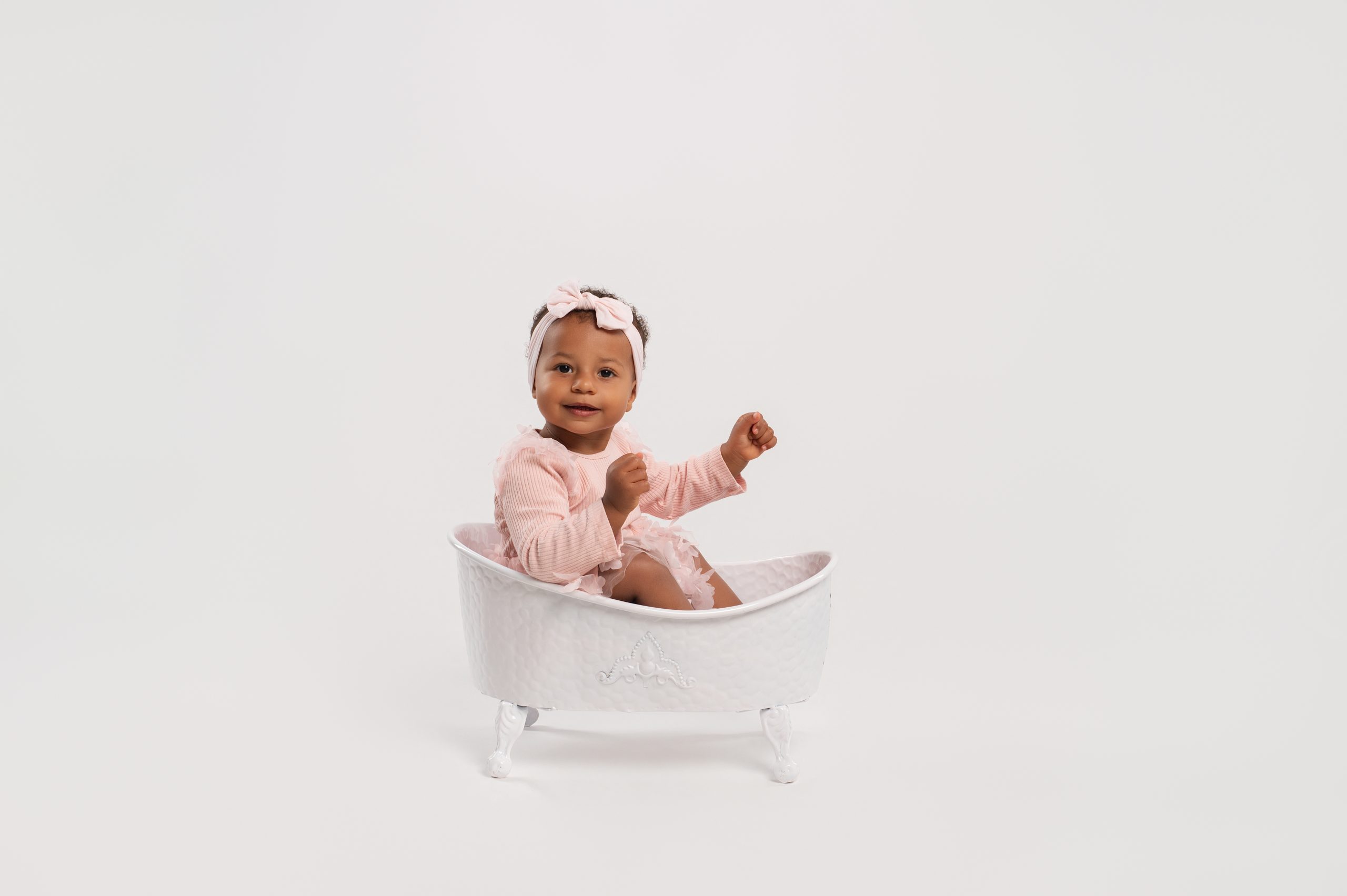 Séance bébé au studio de Ligné